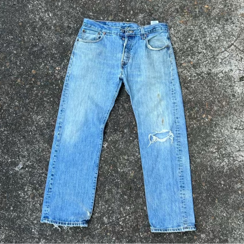 VINTAGE LEVIS 501s 34x30